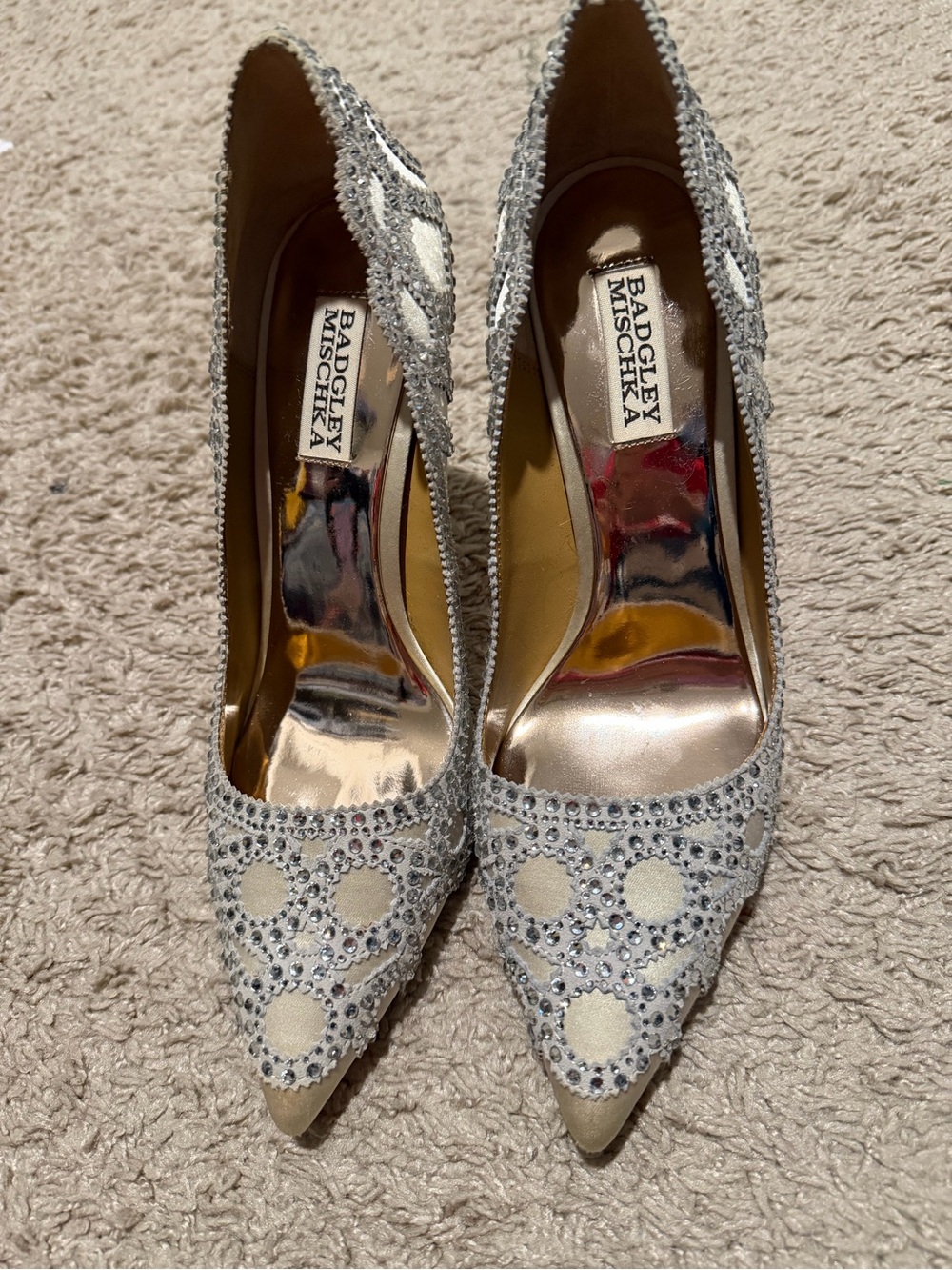 Badgley Mischka Ivory Crystal-Embellished Pointed Pumps
